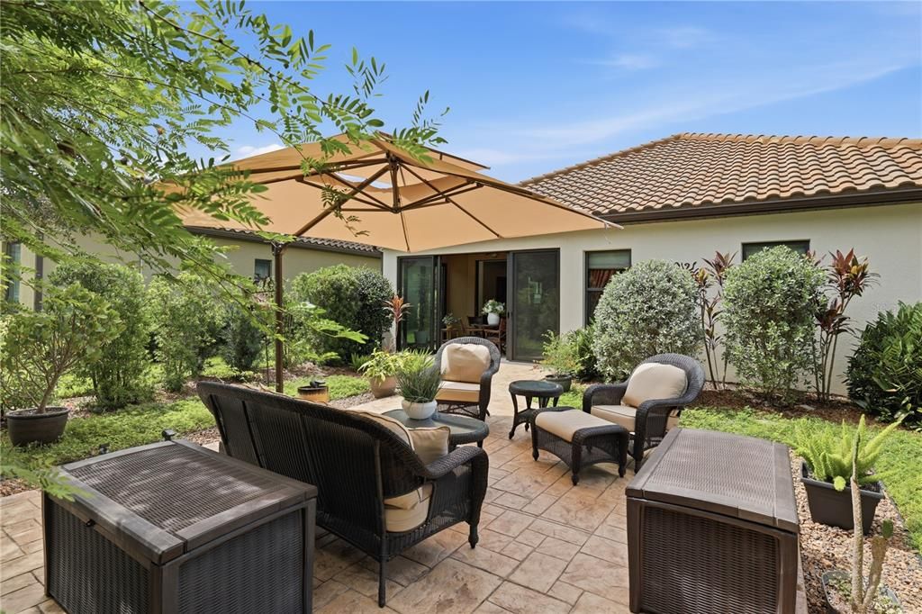 Active With Contract: $509,000 (3 beds, 2 baths, 1808 Square Feet)