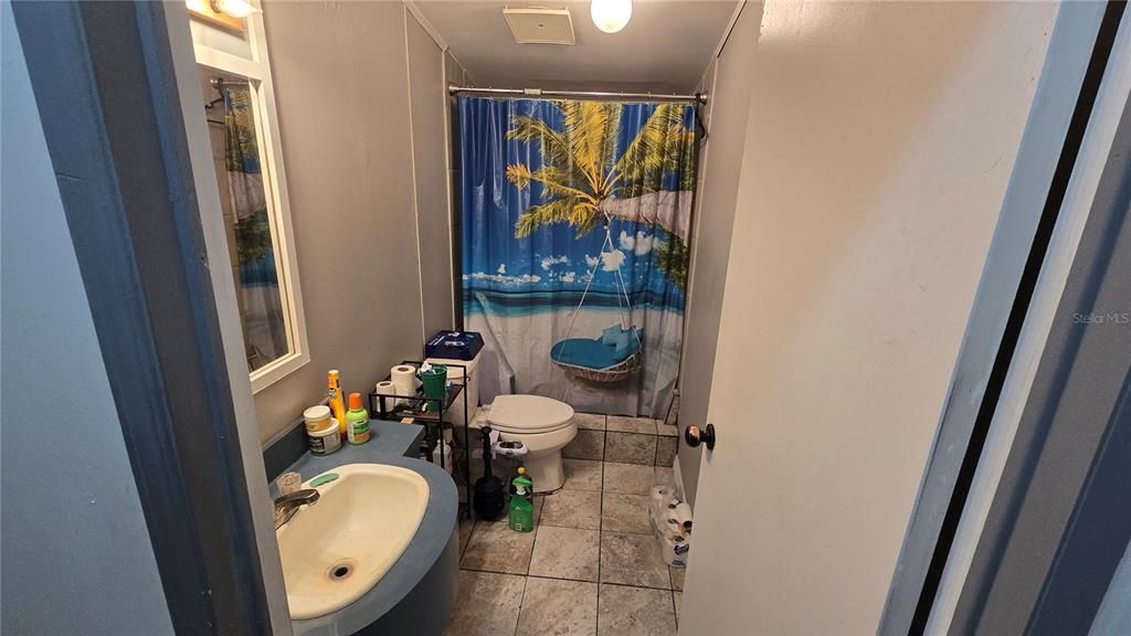For Sale: $175,000 (3 beds, 2 baths, 1800 Square Feet)
