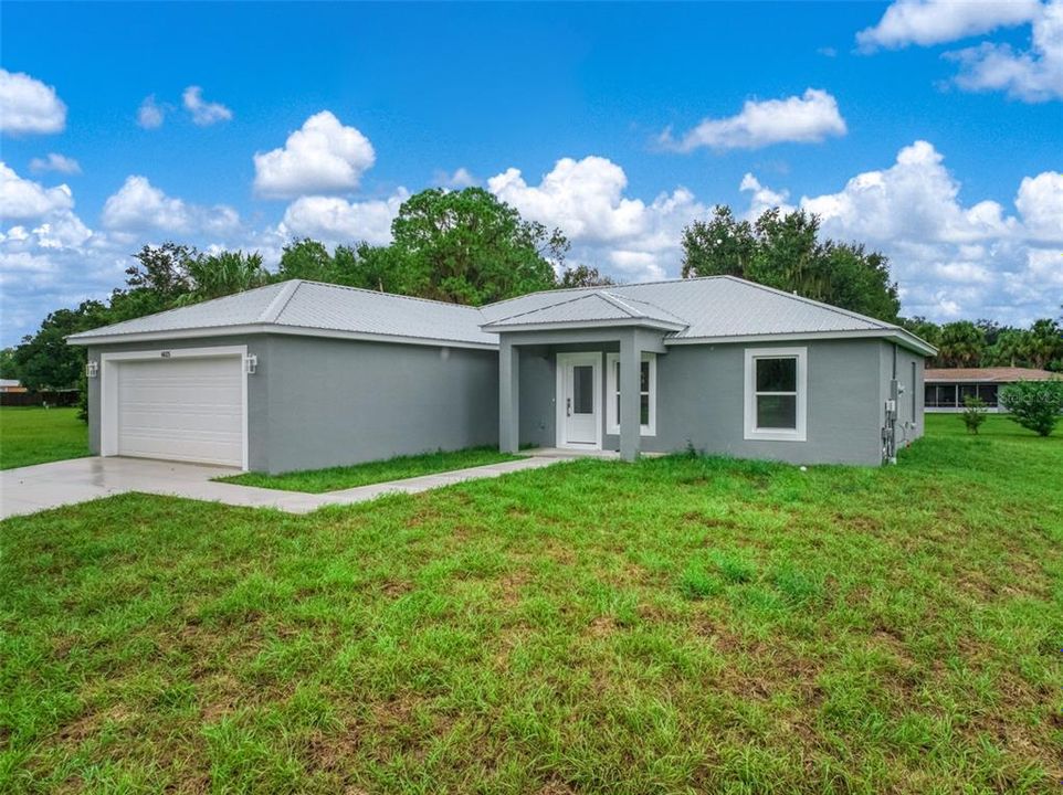 For Sale: $299,000 (3 beds, 2 baths, 1508 Square Feet)