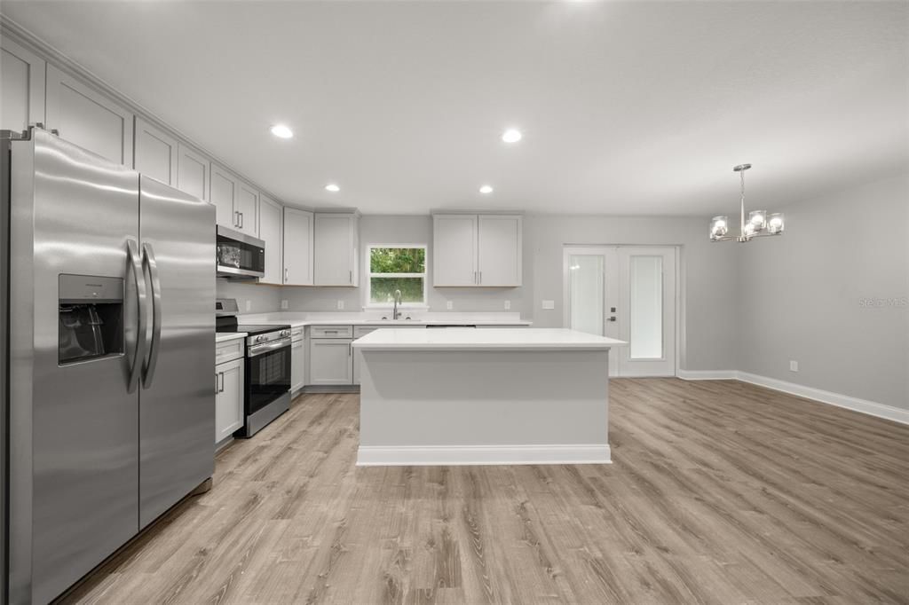 For Sale: $299,000 (3 beds, 2 baths, 1508 Square Feet)