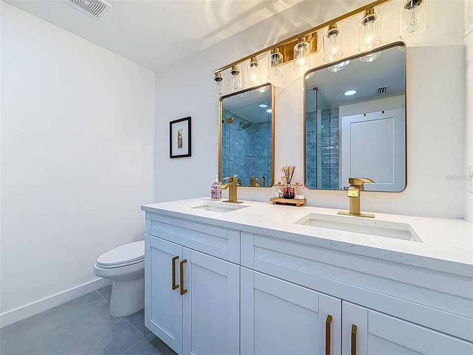 En Venta: $574,950 (2 camas, 2 baños, 2014 Pies cuadrados)