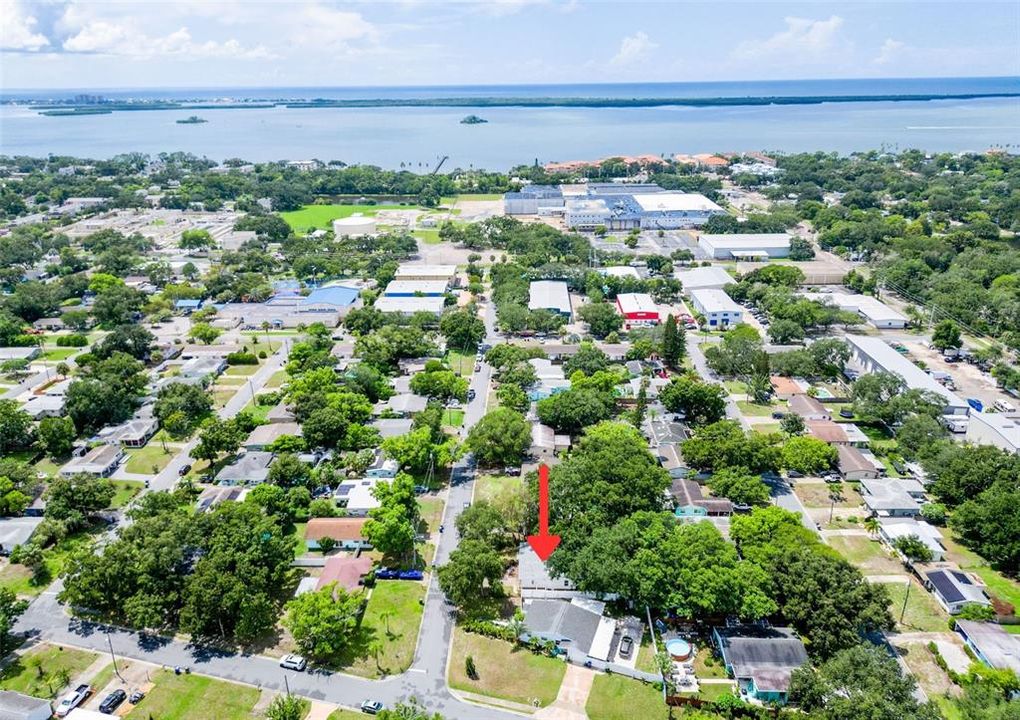 En Venta: $574,950 (2 camas, 2 baños, 2014 Pies cuadrados)