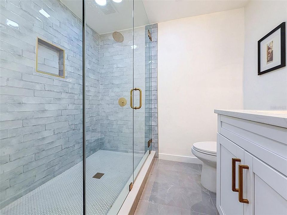 En Venta: $574,950 (2 camas, 2 baños, 2014 Pies cuadrados)