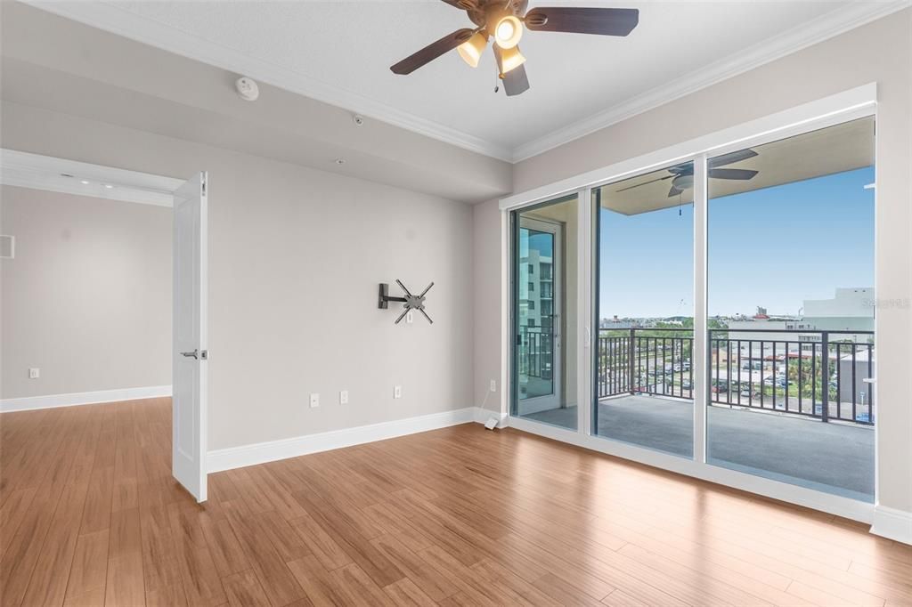 For Rent: $3,400 (2 beds, 2 baths, 1218 Square Feet)