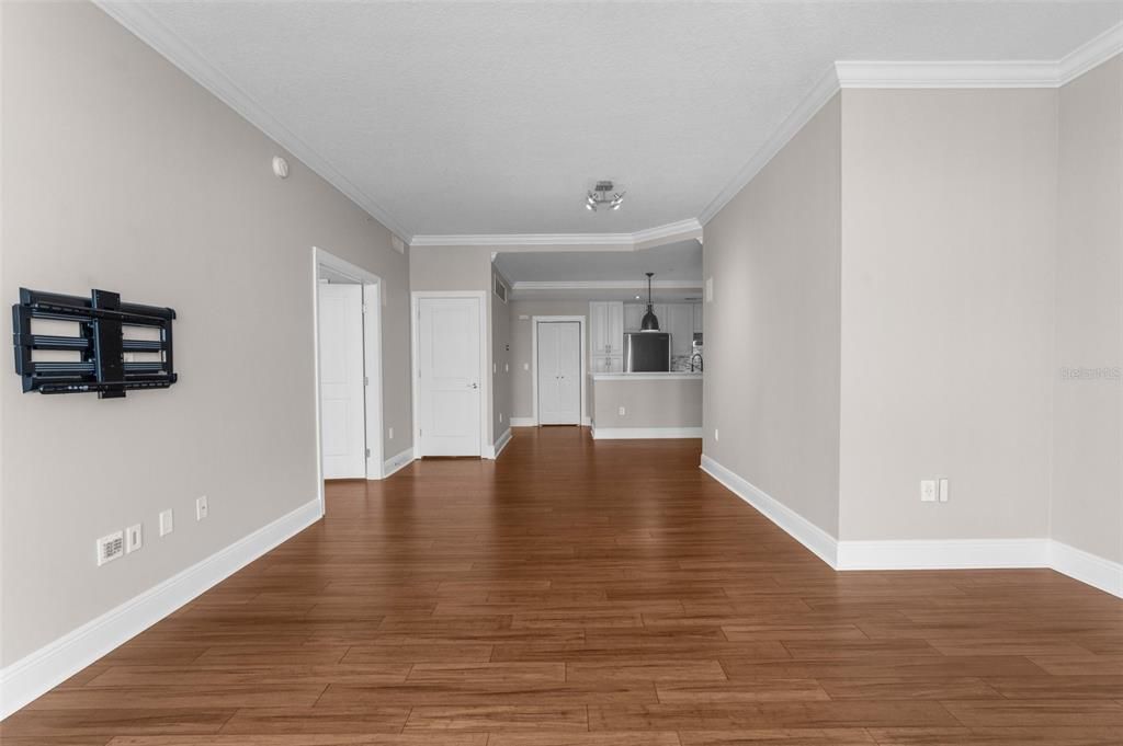 For Rent: $3,400 (2 beds, 2 baths, 1218 Square Feet)