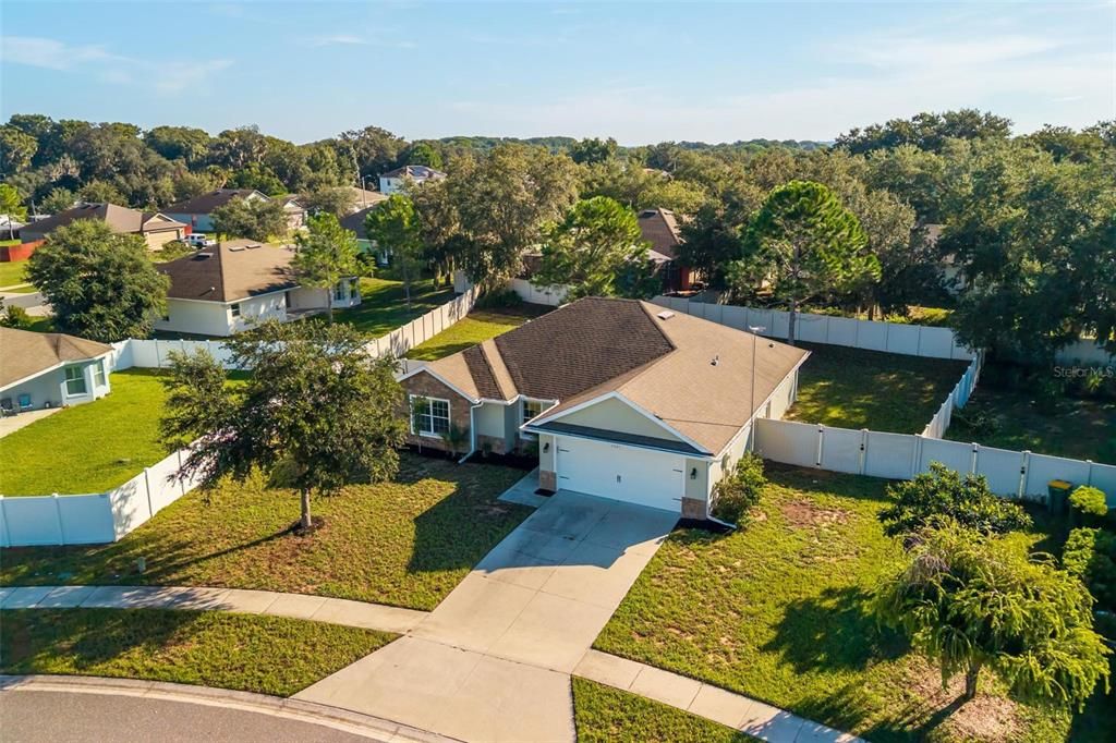 For Sale: $329,000 (4 beds, 2 baths, 1624 Square Feet)