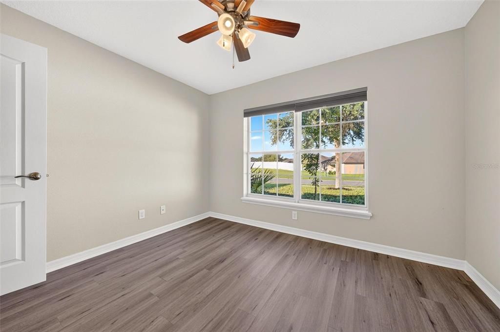 For Sale: $329,000 (4 beds, 2 baths, 1624 Square Feet)