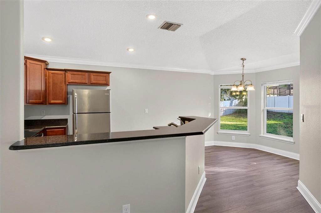 For Sale: $329,000 (4 beds, 2 baths, 1624 Square Feet)