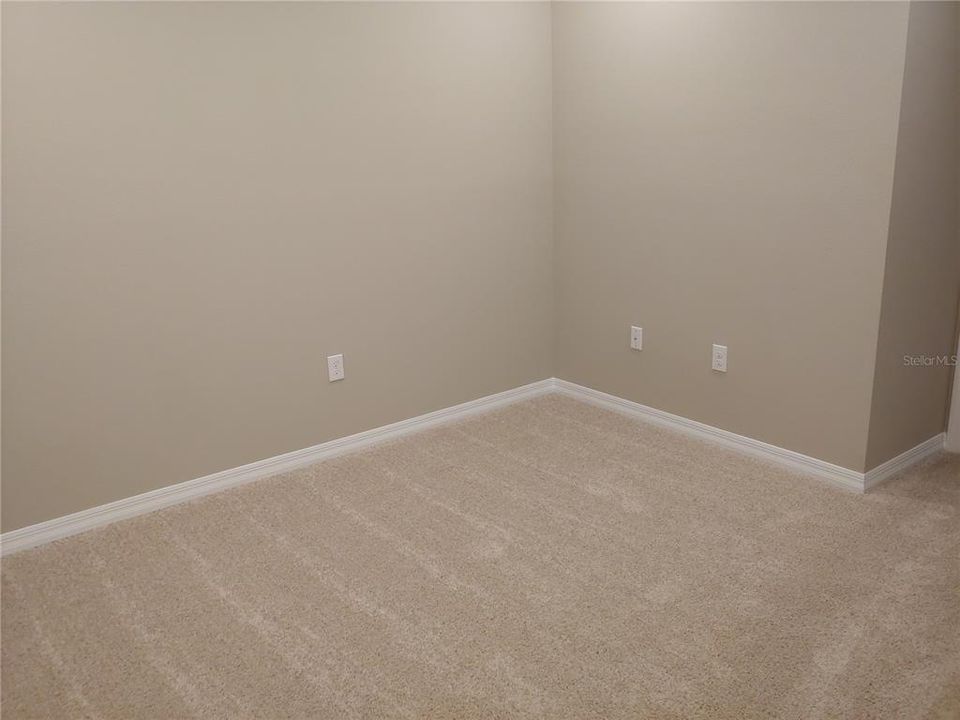 For Rent: $2,550 (3 beds, 2 baths, 1884 Square Feet)