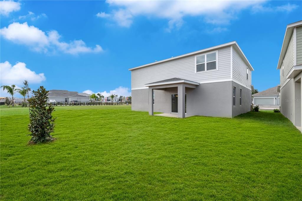 For Sale: $499,990 (5 beds, 3 baths, 2434 Square Feet)