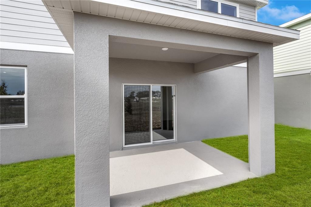 For Sale: $499,990 (5 beds, 3 baths, 2434 Square Feet)
