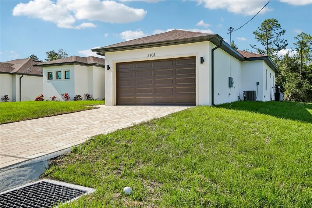For Sale: $364,900 (3 beds, 2 baths, 1869 Square Feet)