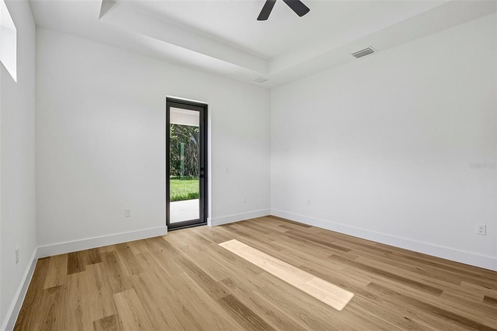 For Sale: $364,900 (3 beds, 2 baths, 1869 Square Feet)