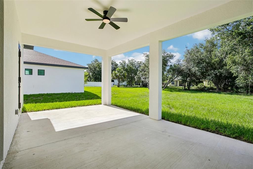 For Sale: $364,900 (3 beds, 2 baths, 1869 Square Feet)
