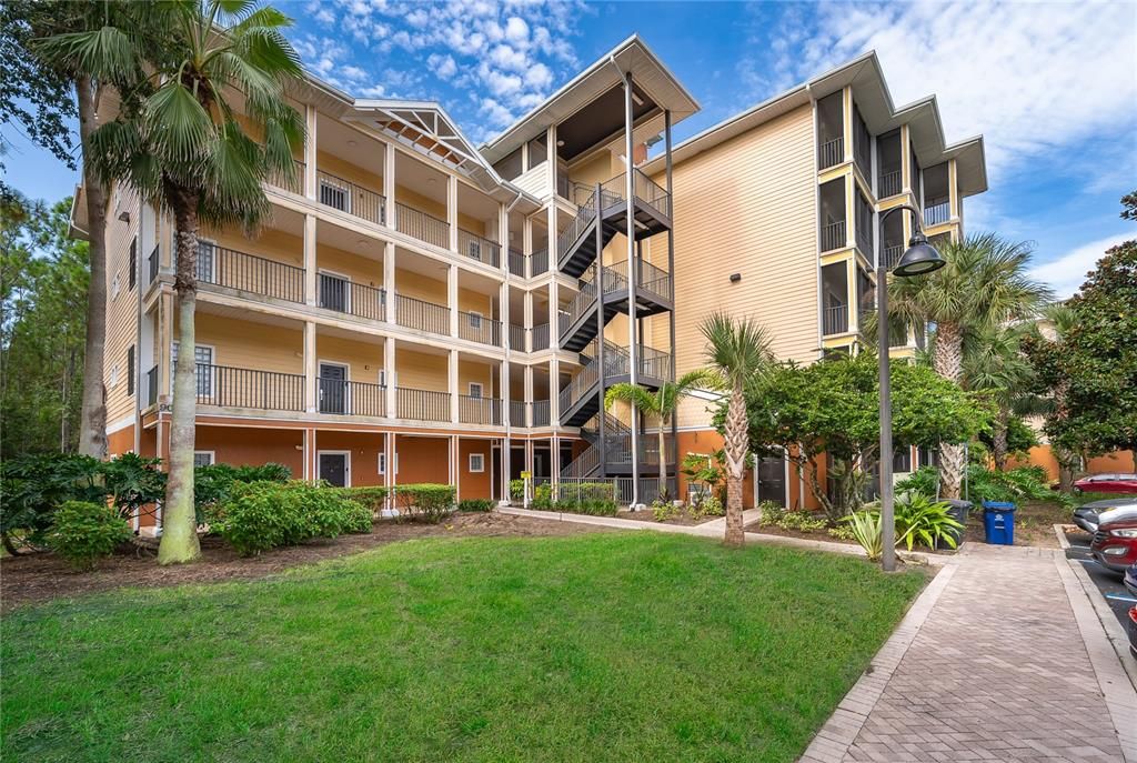 En Venta: $245,000 (3 camas, 2 baños, 1700 Pies cuadrados)