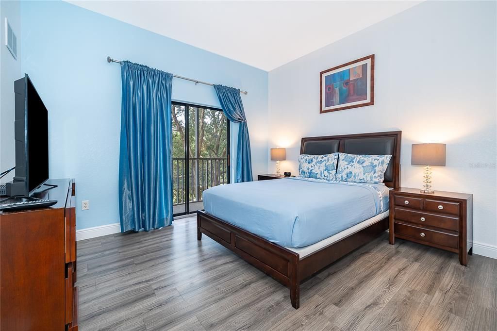 En Venta: $245,000 (3 camas, 2 baños, 1700 Pies cuadrados)