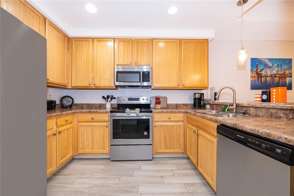 En Venta: $245,000 (3 camas, 2 baños, 1700 Pies cuadrados)