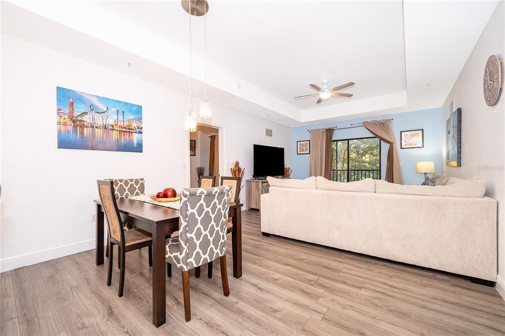 En Venta: $245,000 (3 camas, 2 baños, 1700 Pies cuadrados)