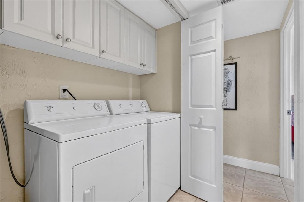 For Sale: $625,000 (2 beds, 2 baths, 1460 Square Feet)