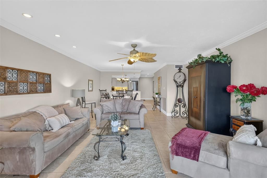 For Sale: $625,000 (2 beds, 2 baths, 1460 Square Feet)
