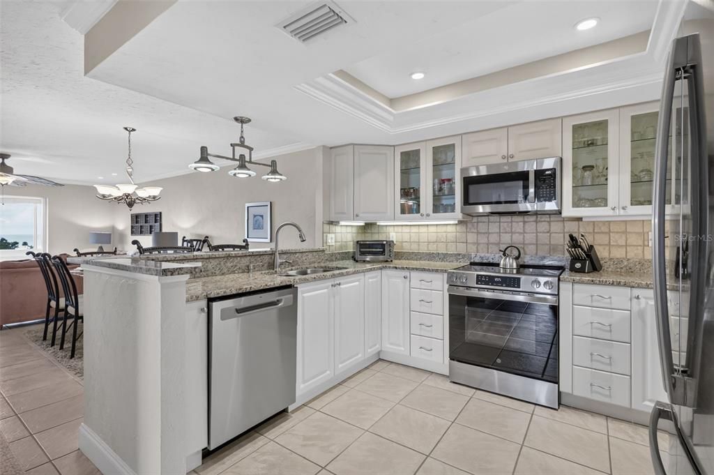 For Sale: $625,000 (2 beds, 2 baths, 1460 Square Feet)