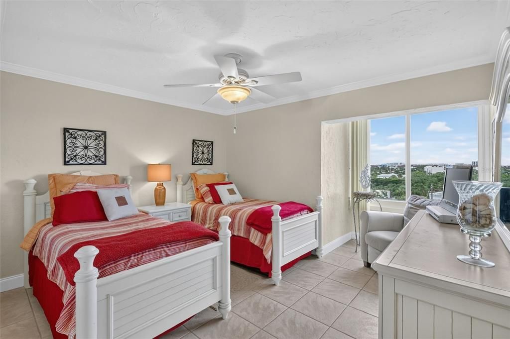 For Sale: $625,000 (2 beds, 2 baths, 1460 Square Feet)