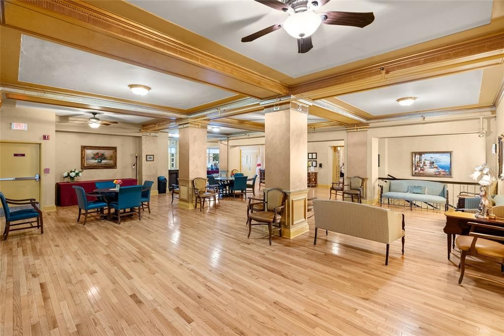 В аренду: $2,900 (1 спален, 1 ванн, 760 Квадратных фут)