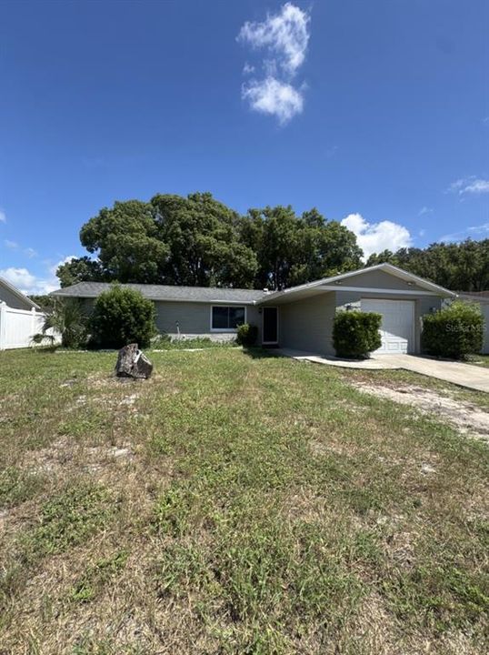 Active With Contract: $199,000 (2 beds, 2 baths, 1264 Square Feet)