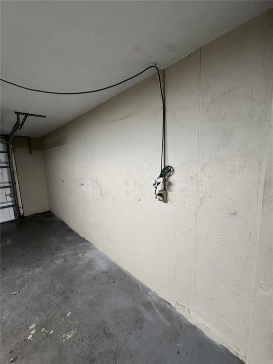 Active With Contract: $199,000 (2 beds, 2 baths, 1264 Square Feet)