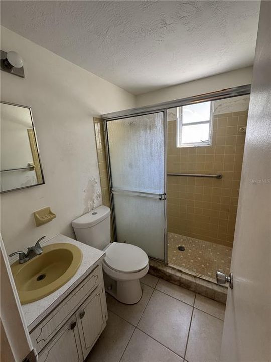 Active With Contract: $199,000 (2 beds, 2 baths, 1264 Square Feet)