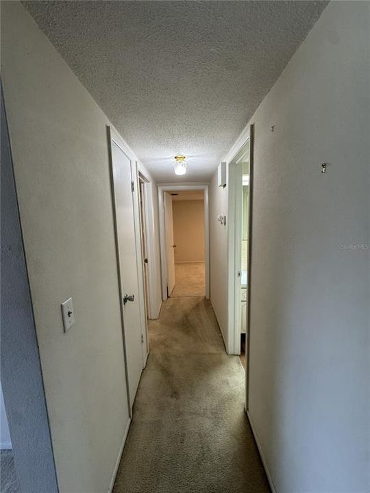 Active With Contract: $199,000 (2 beds, 2 baths, 1264 Square Feet)