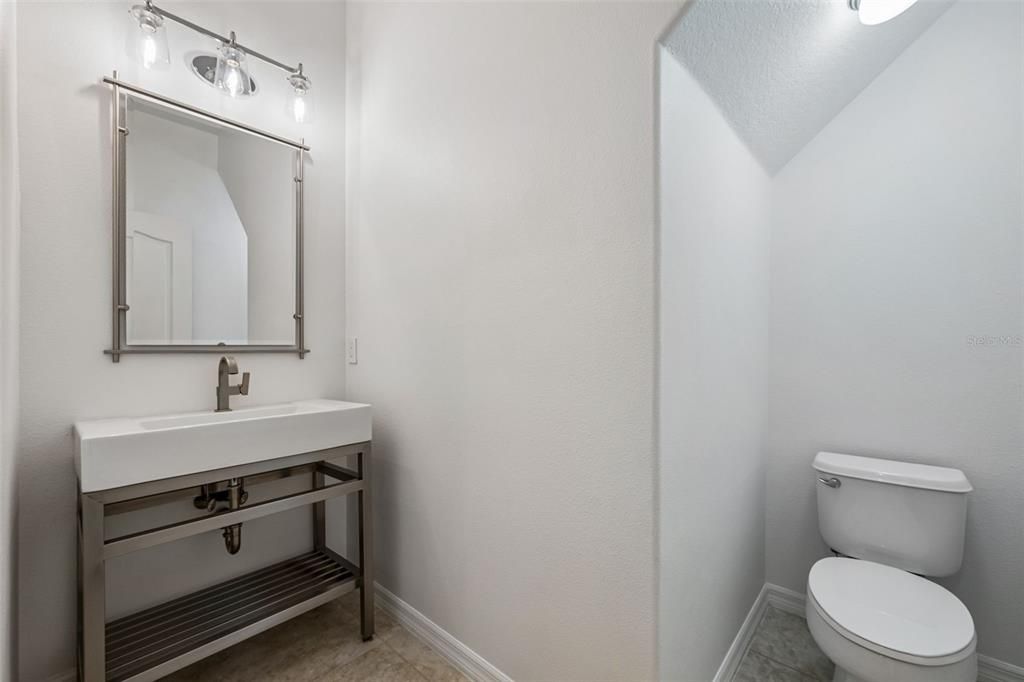 For Sale: $350,000 (3 beds, 2 baths, 1625 Square Feet)