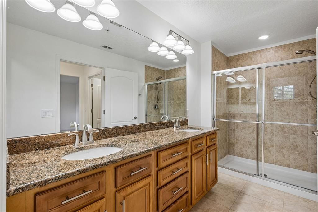 For Sale: $350,000 (3 beds, 2 baths, 1625 Square Feet)