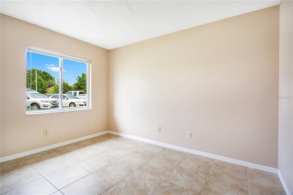 For Rent: $1,595 (2 beds, 2 baths, 880 Square Feet)
