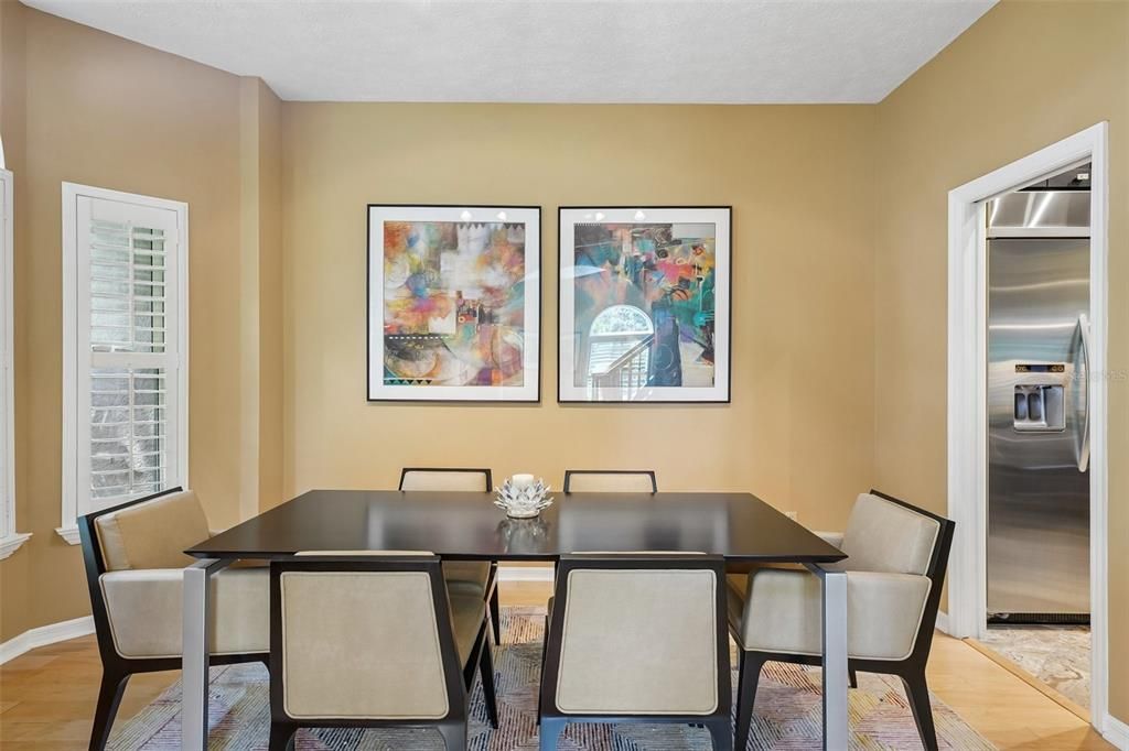 For Sale: $850,000 (4 beds, 4 baths, 2733 Square Feet)