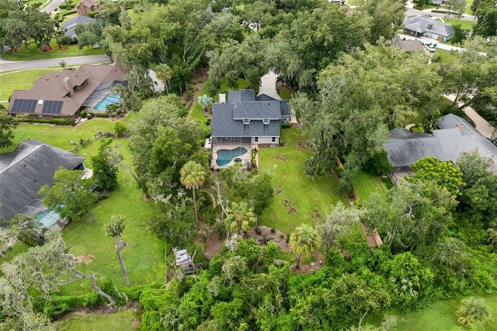 For Sale: $850,000 (4 beds, 4 baths, 2733 Square Feet)