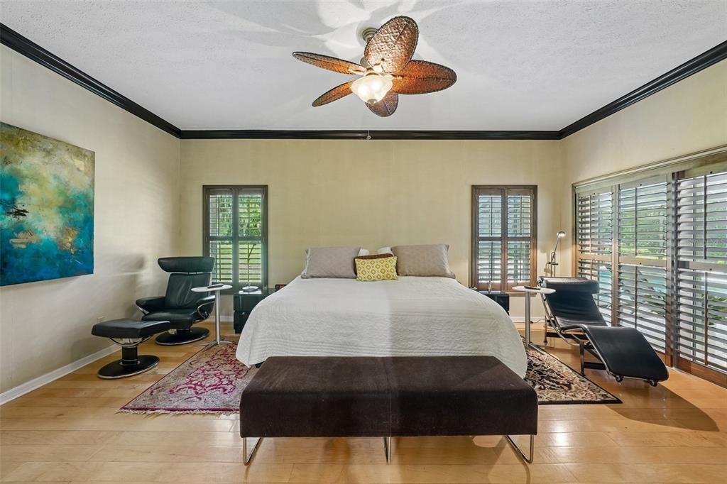 For Sale: $850,000 (4 beds, 4 baths, 2733 Square Feet)