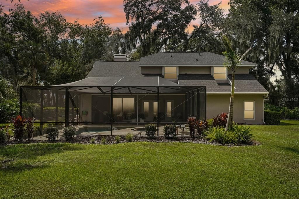 For Sale: $850,000 (4 beds, 4 baths, 2733 Square Feet)