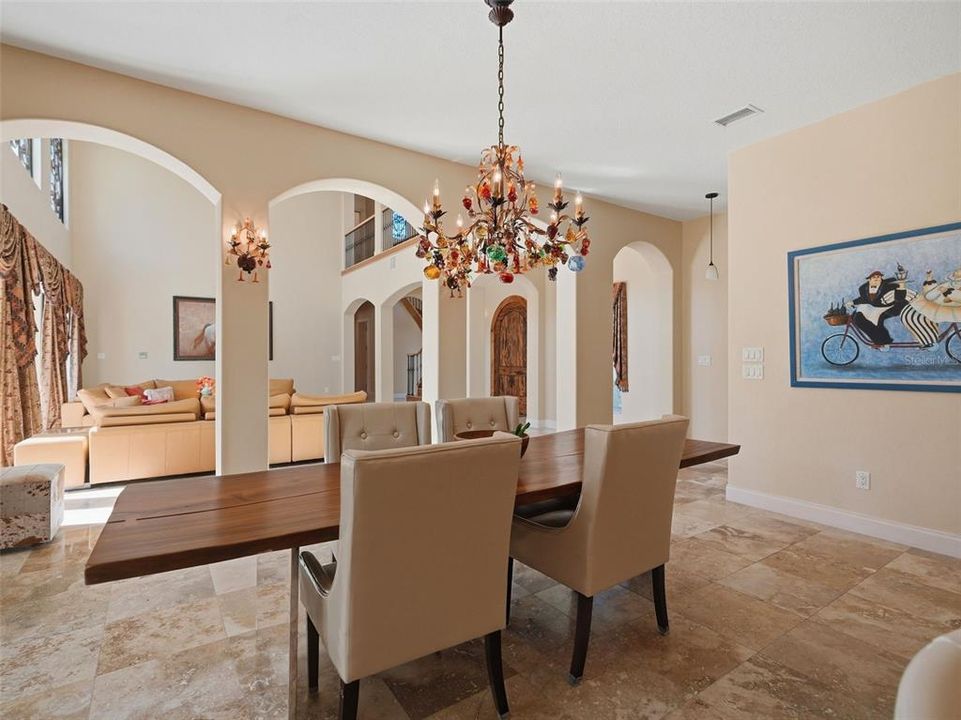 For Sale: $1,325,000 (4 beds, 5 baths, 5621 Square Feet)