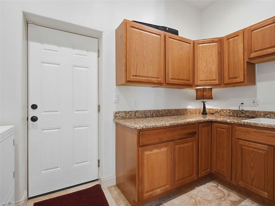 For Sale: $1,325,000 (4 beds, 5 baths, 5621 Square Feet)