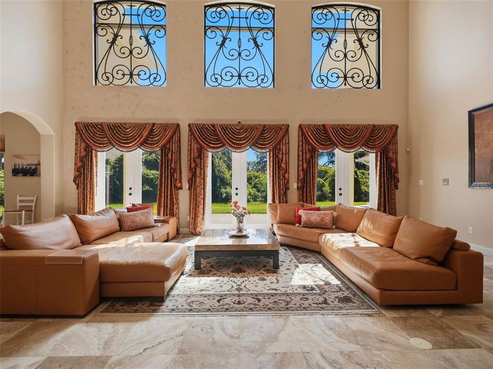 For Sale: $1,325,000 (4 beds, 5 baths, 5621 Square Feet)