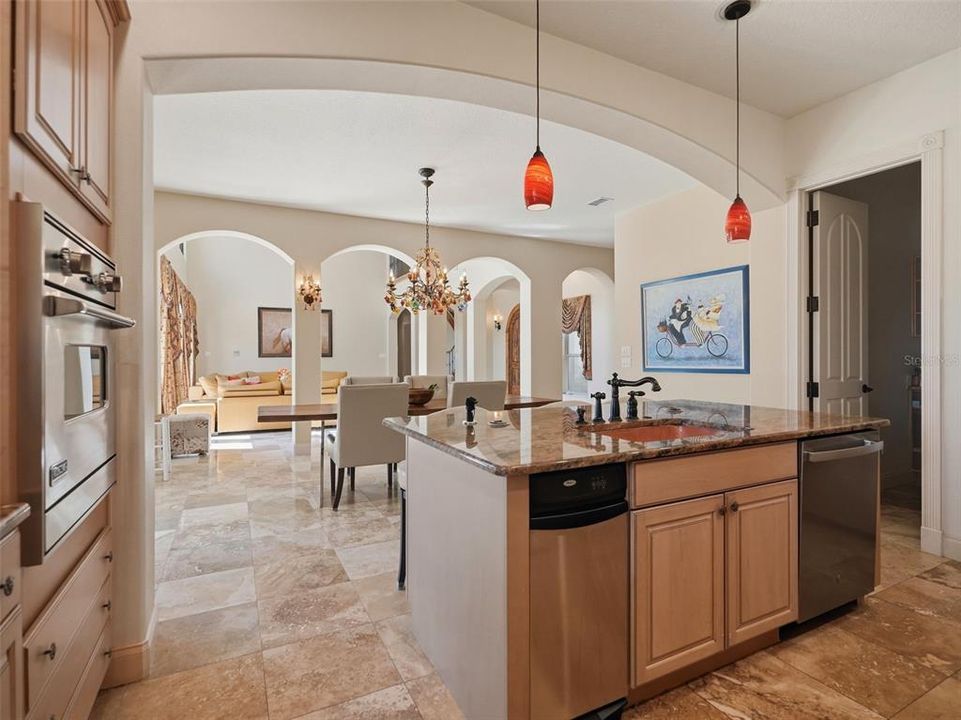 For Sale: $1,325,000 (4 beds, 5 baths, 5621 Square Feet)