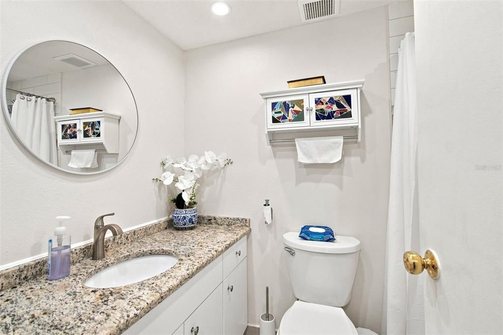 For Sale: $399,000 (0 beds, 1 baths, 463 Square Feet)