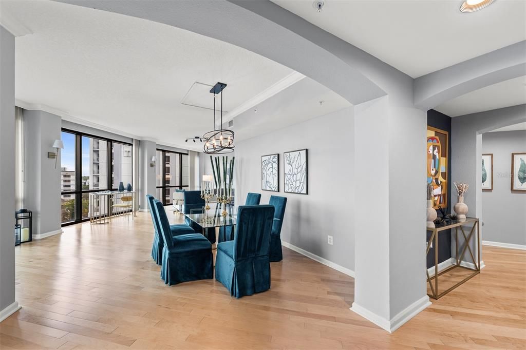 For Rent: $5,200 (3 beds, 2 baths, 1932 Square Feet)