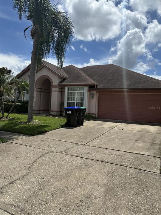 For Sale: $525,000 (4 beds, 3 baths, 2353 Square Feet)