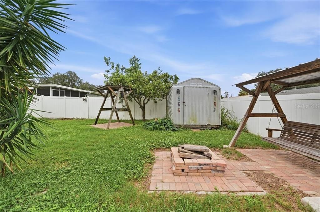 For Sale: $335,000 (3 beds, 2 baths, 1980 Square Feet)