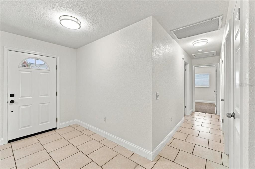 For Sale: $335,000 (3 beds, 2 baths, 1980 Square Feet)