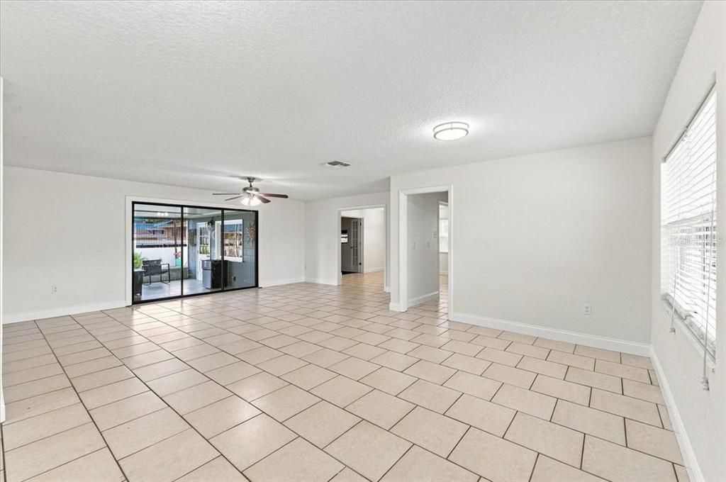 For Sale: $335,000 (3 beds, 2 baths, 1980 Square Feet)