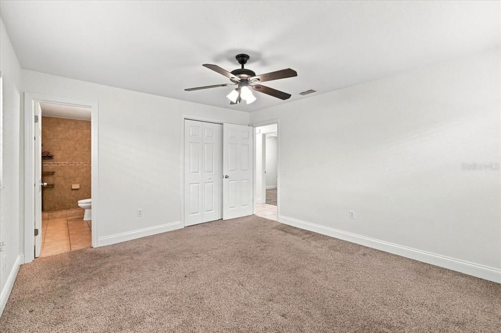 For Sale: $335,000 (3 beds, 2 baths, 1980 Square Feet)
