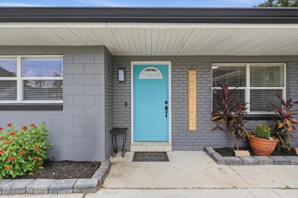 For Sale: $335,000 (3 beds, 2 baths, 1980 Square Feet)